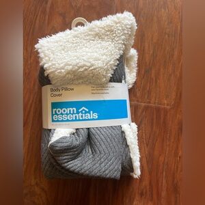 New NWT Room Essentials body pillow cover. Sherpa lined, soft and cozy!